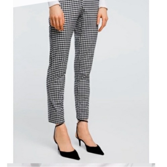 Zara gingham trouser with ruffle pocket detail - Picture 5 of 5